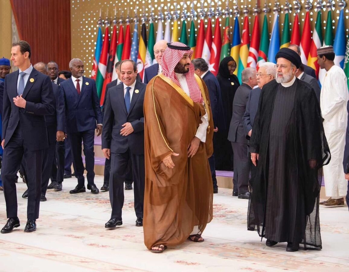 الرئيس الإيراني يقدم لولي العهد السعودي 10 حلول عاجلة بشأن فلسطين